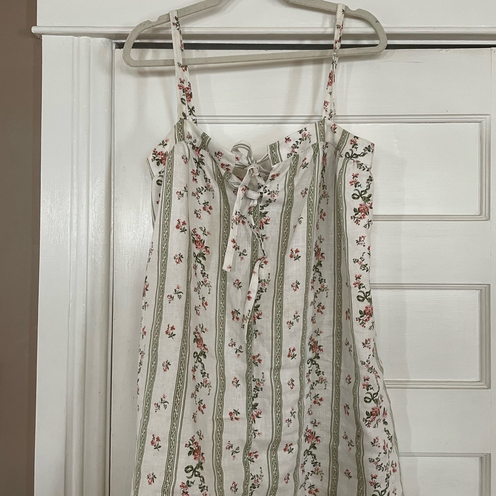 Size 6 reformation Winifred dress. Worn once- excellent condition